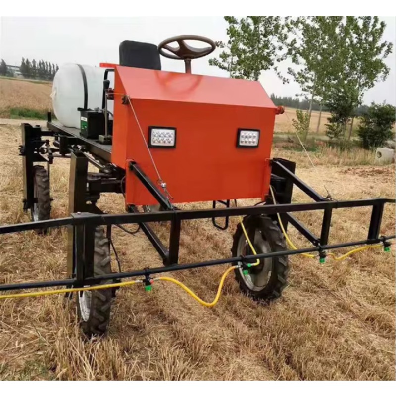 Farming Year - Yüksek Boşluklu Kendiliğinden Yürüyen Bomlu Püskürtme